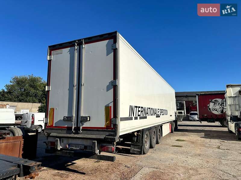 Рефрижератор напівпричіп Krone Profi Liner 2011 в Дніпрі