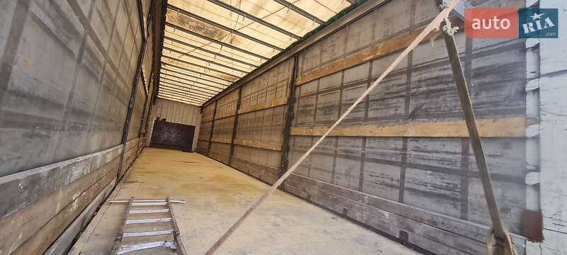 Тентованный борт (штора) - полуприцеп Krone SAF 2011 в Новом Буге