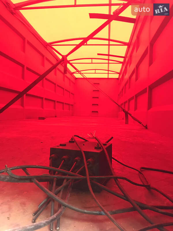 Самоскид причіп Krone SAF 2005 в Хмельницькому