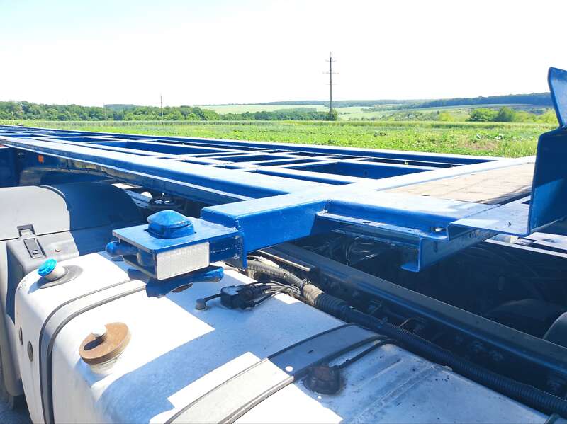 Контейнеровоз полуприцеп Krone SAF 2006 в Умани