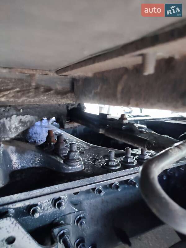 Тентованный борт (штора) - полуприцеп Krone SAF 2013 в Ковеле