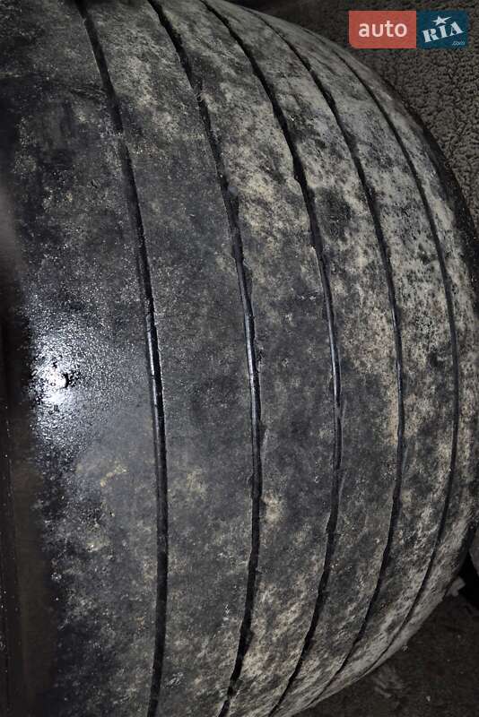 Тентований борт (штора) - напівпричіп Krone SD 27 2010 в Львові