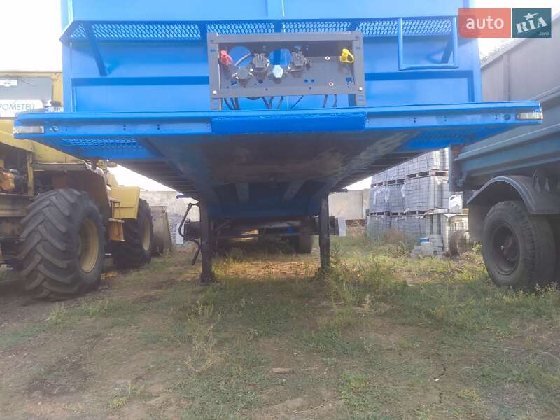 Бортовой полуприцеп Krone SD 27 2009 в Сарате