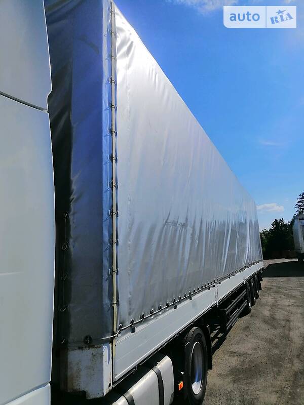 Бортовой полуприцеп Krone SD 2008 в Ратным