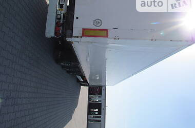 Изотермическая будка Krone SD 2013 в 