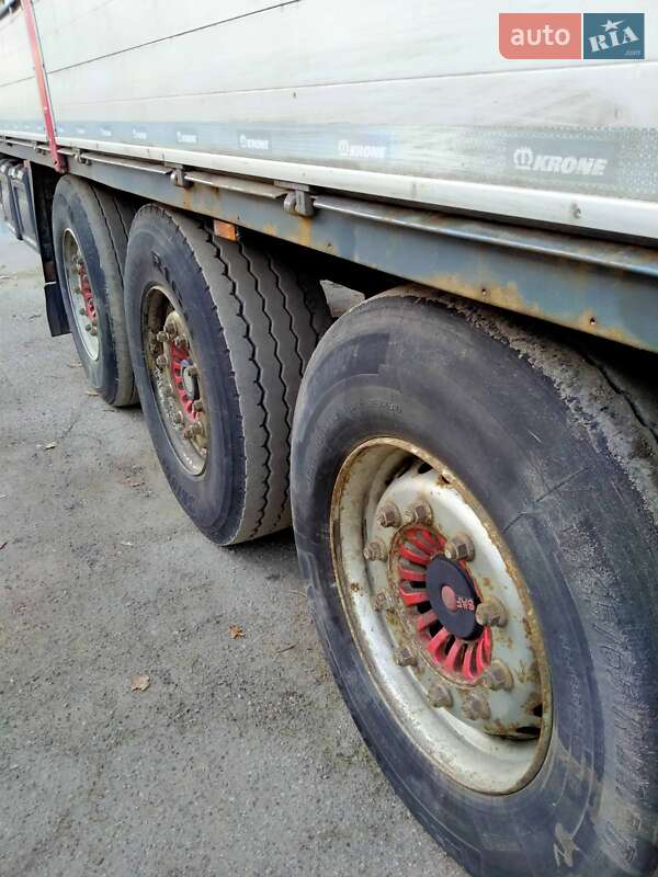 Бортовий напівпричіп Krone SD 2013 в Вінниці