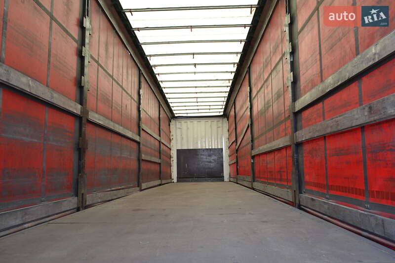 Тентованный борт (штора) - полуприцеп Krone SD 2014 в Хусте