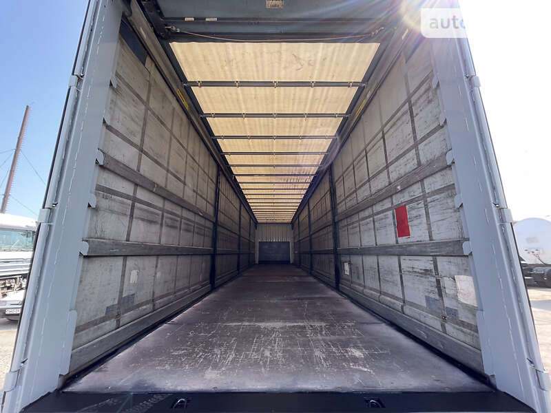 Тентованный борт (штора) - полуприцеп Krone SD 2013 в Львове