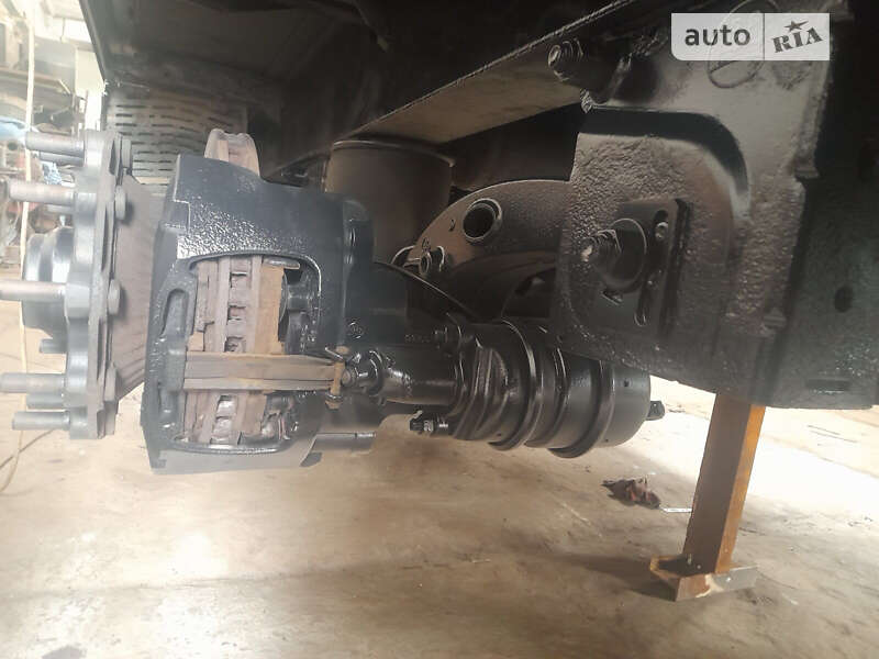 Тентованный борт (штора) - полуприцеп Krone SD 2013 в Львове