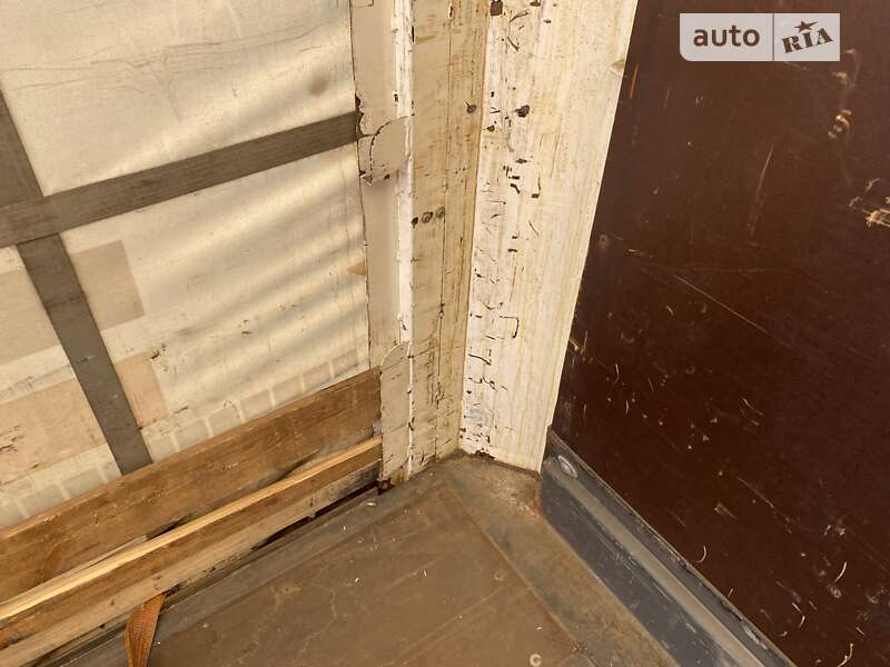 Тентованный борт (штора) - полуприцеп Krone SD 2013 в Киеве