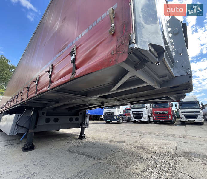 Тентований борт (штора) - напівпричіп Krone SD 2011 в Львові