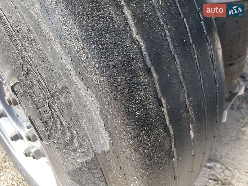 Тентований борт (штора) - напівпричіп Krone SD 2011 в Львові