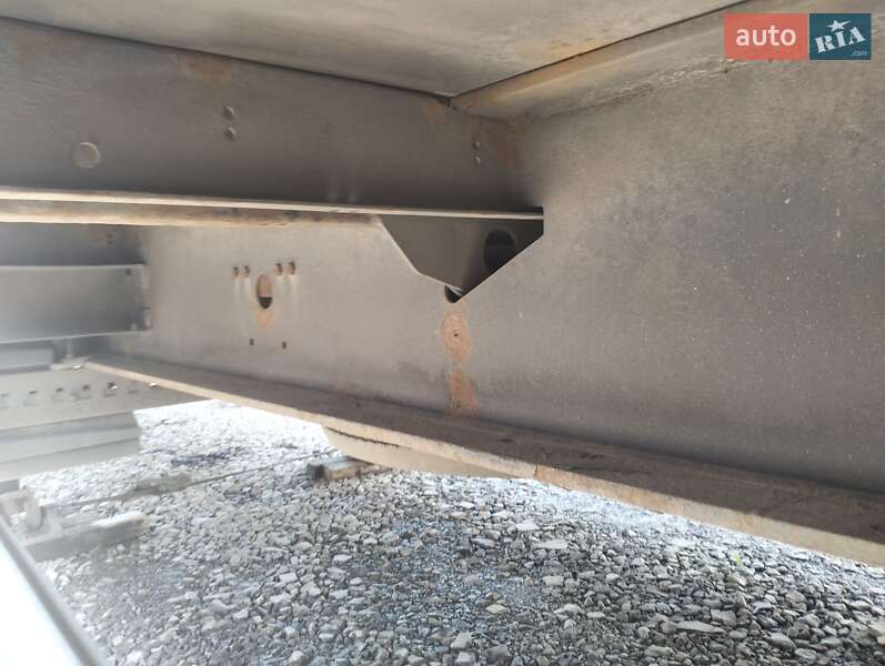 Тентованный борт (штора) - полуприцеп Krone SD 2009 в Черновцах