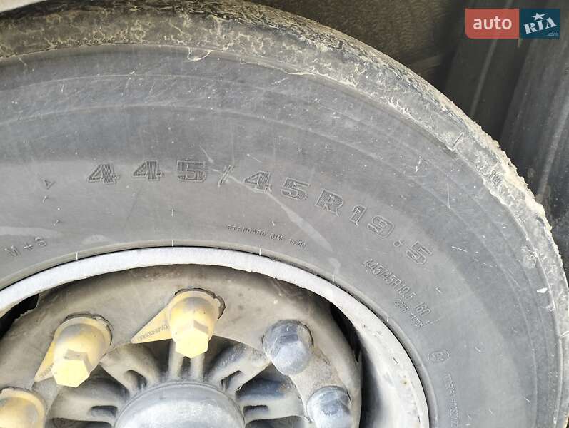 Тентованный борт (штора) - полуприцеп Krone SD 2009 в Черновцах