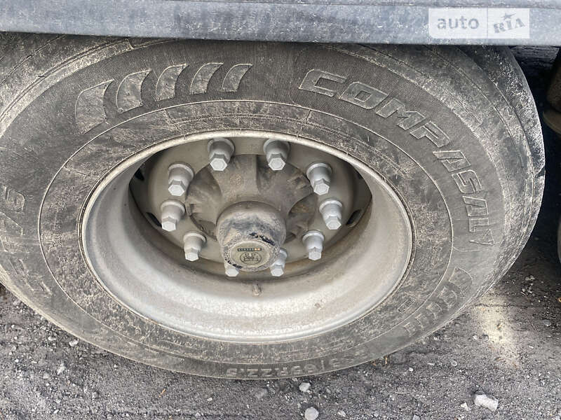 Тентований борт (штора) - напівпричіп Krone SD 2012 в Кам'янському