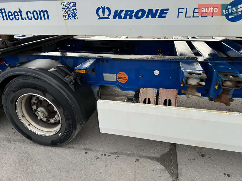 Контейнеровоз напівпричіп Krone SD 2008 в Одесі