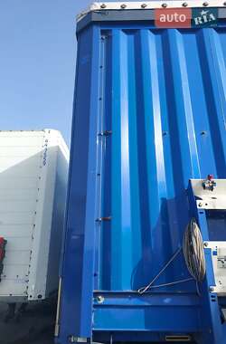 Бортовой полуприцеп Krone SD 2015 в Апостолово