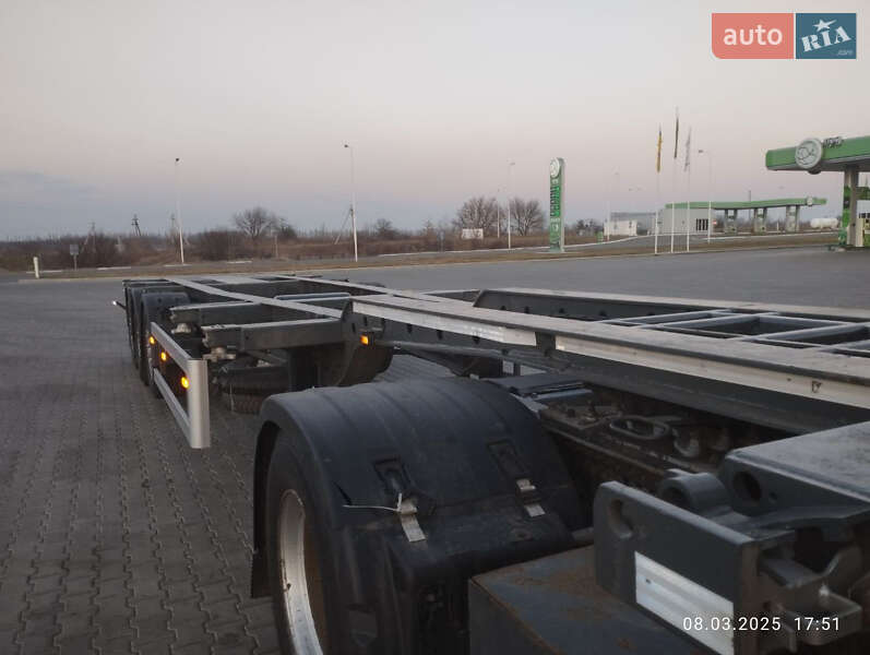 Контейнеровоз Krone SD 2011 в Голованівську фото 4 Контейнеровоз Krone SD 2011 в Голованівську