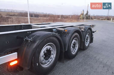 Контейнеровоз Krone SD 2011 в 
