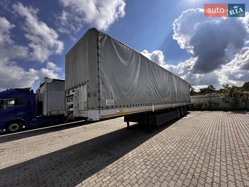 Бортовой полуприцеп Krone SD 2013 в Мукачево