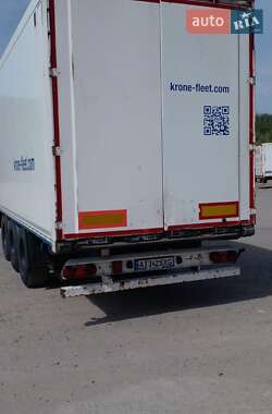 Изотермическая будка Krone SD 2012 в 