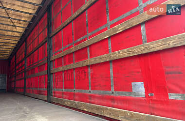 Тентований борт (штора) - напівпричіп Krone SD 2012 в Луцьку