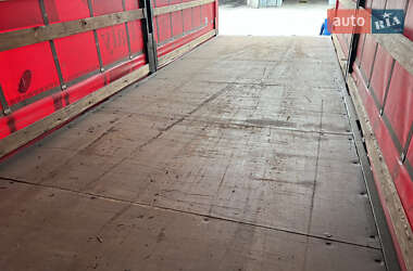 Тентований борт (штора) - напівпричіп Krone SD 2012 в Луцьку