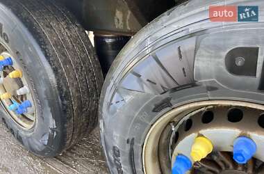 Бортовой полуприцеп Krone SD 2008 в 