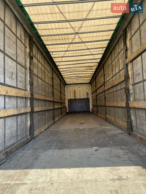 Тентованный борт (штора) - полуприцеп Krone SD 2013 в Черновцах