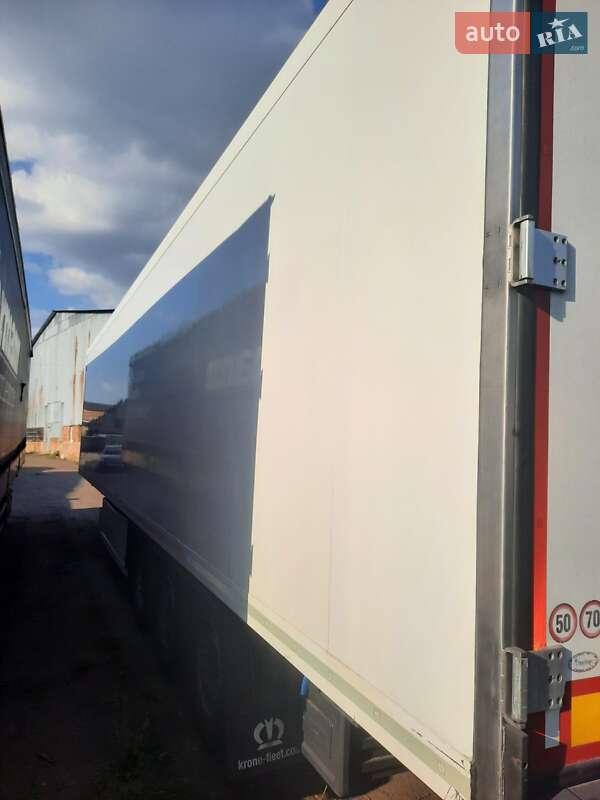 Рефрижератор полуприцеп Krone SD 2016 в Ровно