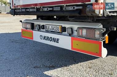Тентованный борт (штора) - полуприцеп Krone SD 2014 в 