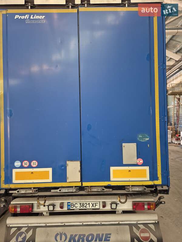 Тентованный борт (штора) - полуприцеп Krone SD 2011 в Львове