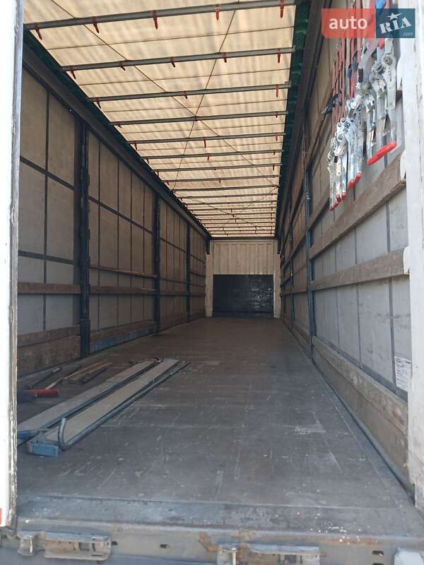 Тентованный борт (штора) - полуприцеп Krone SD 2016 в Мукачево