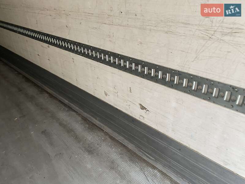 Рефрижератор напівпричіп Krone SD 2012 в Києві фото 19 Рефрижератор напівпричіп Krone SD 2012 в Києві