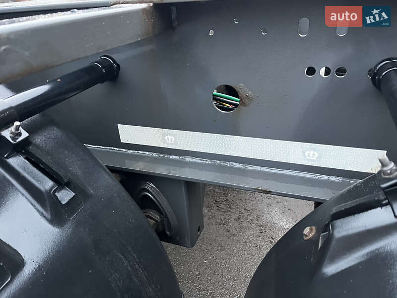 Контейнеровоз Krone SD 2014 в Луцке