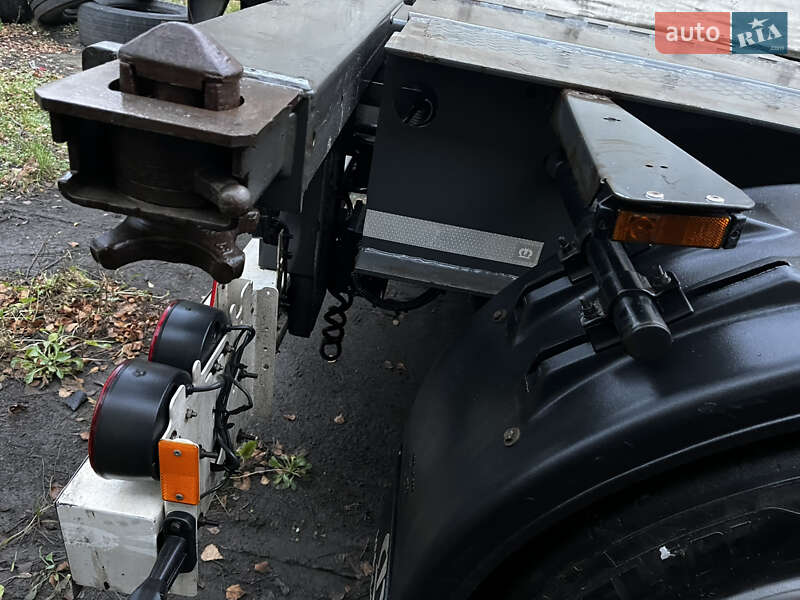 Контейнеровоз Krone SD 2014 в Луцке