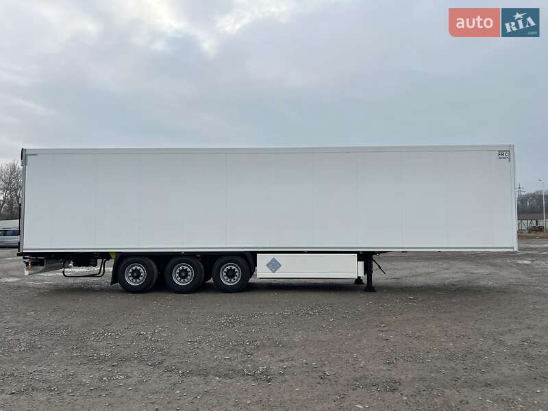 Рефрижератор полуприцеп Krone SD 2016 в Черновцах