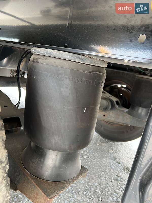 Рефрижератор напівпричіп Krone SD 2017 в Чернівцях