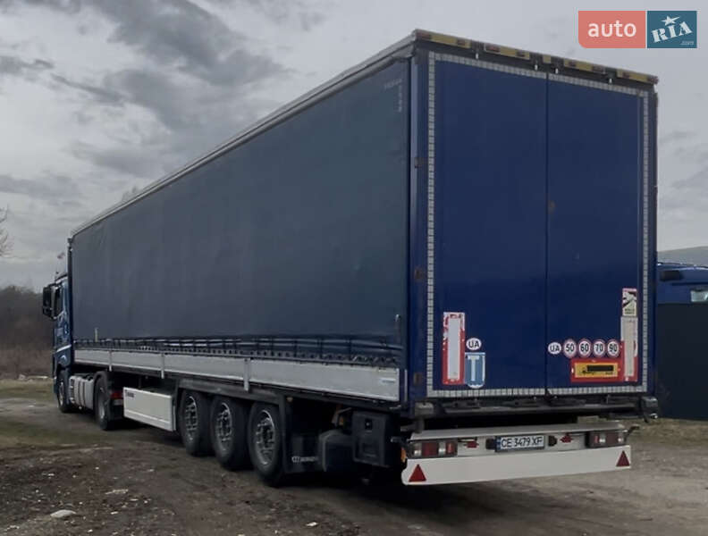 Тентованный борт (штора) - полуприцеп Krone SD 2013 в Черновцах