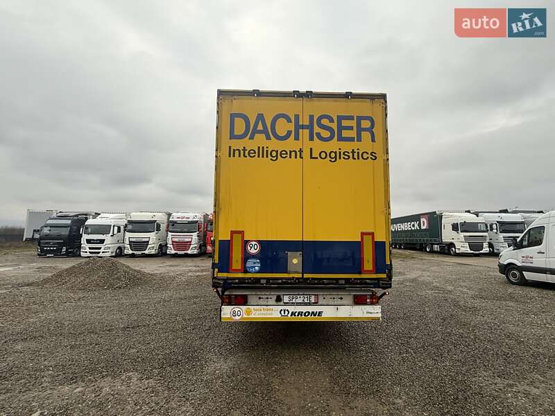 Ізотермічна будка Krone SD 2012 в Тячеві