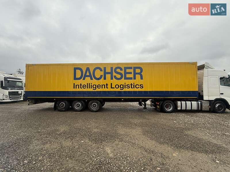 Ізотермічна будка Krone SD 2012 в Тячеві