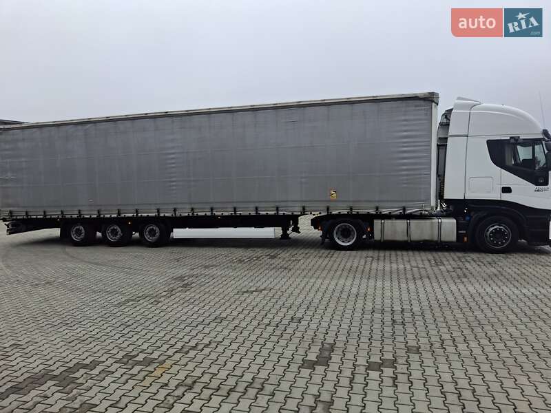Тентований борт (штора) - напівпричіп Krone SD 2012 в Львові