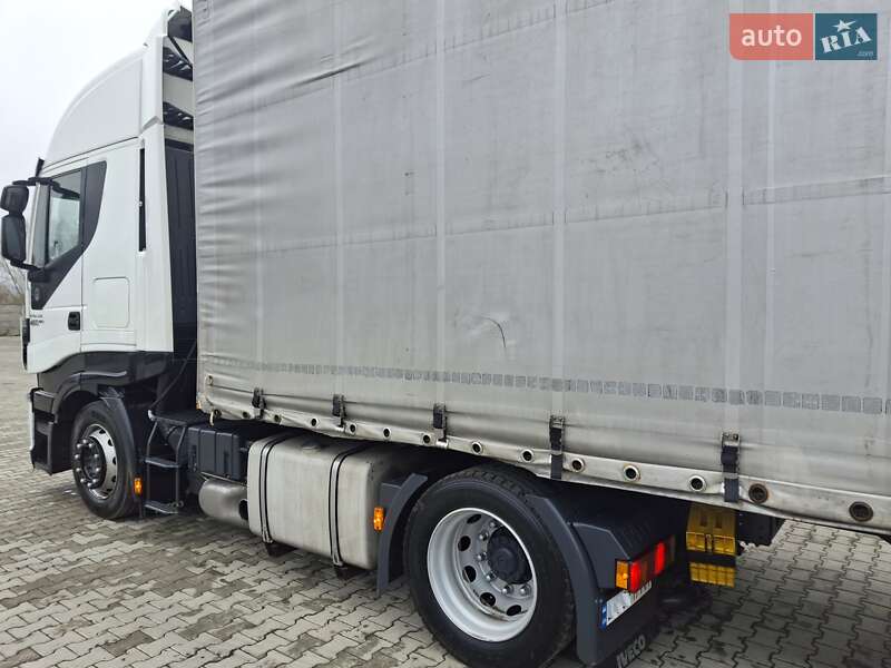 Тентований борт (штора) - напівпричіп Krone SD 2012 в Львові