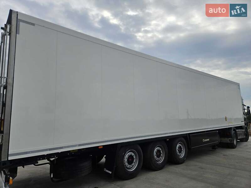 Рефрижератор напівпричіп Krone SD 2018 в Києві