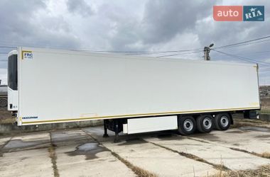 Рефрижератор полуприцеп Krone SD 2017 в Черновцах