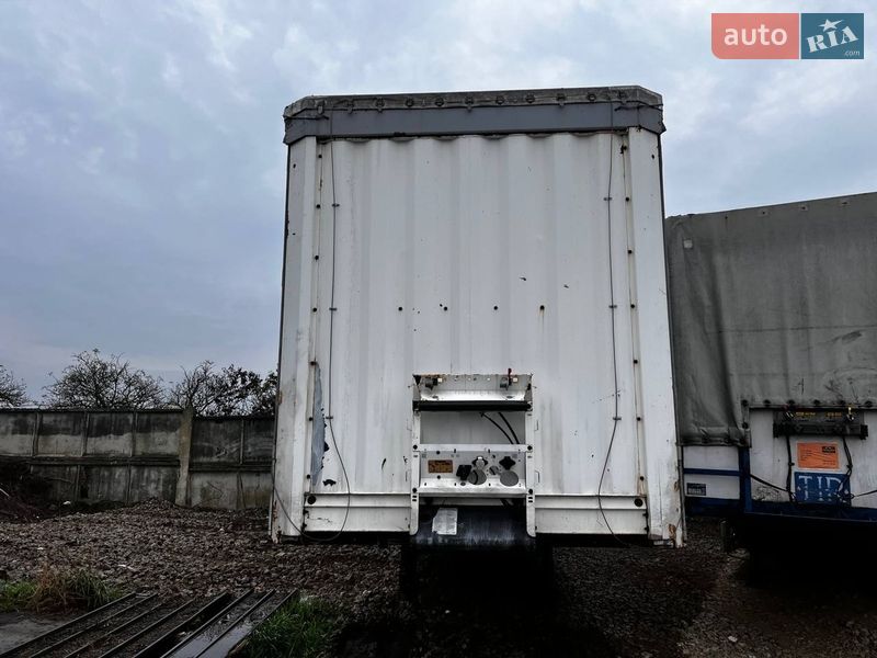 Тентованный борт (штора) - полуприцеп Krone SD 2007 в Ровно