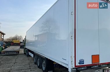 Изотермическая будка Krone SD 2022 в Ивано-Франковске