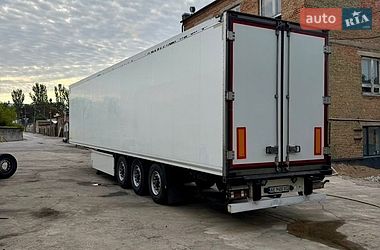 Рефрижератор напівпричіп Krone SD 2012 в Дніпрі