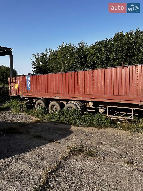 Зерновоз - полуприцеп Krone SDC 27 1996 в Захарьевке фото Зерновоз - полуприцеп Krone SDC 27 1996 в Захарьевке