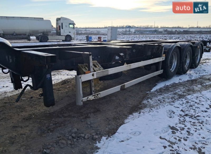 Контейнеровоз Krone SDC 2000 в Одессе